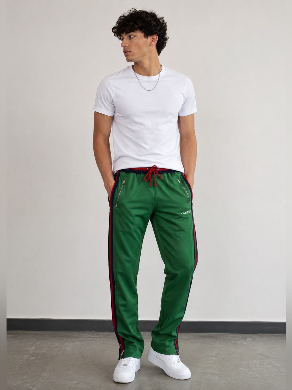 Karter Collection NWT Track Pants w/drawstring, Pockets and Red/Navy sid…